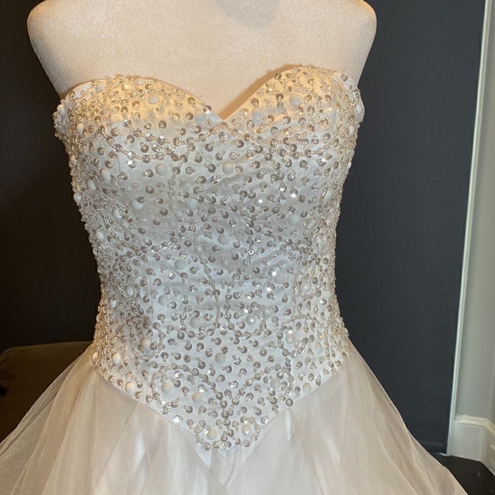 Women’s Wedding Dress Sweetheart Neckline Corset Back Ruffle Skirt Size S - Picture 3 of 12
